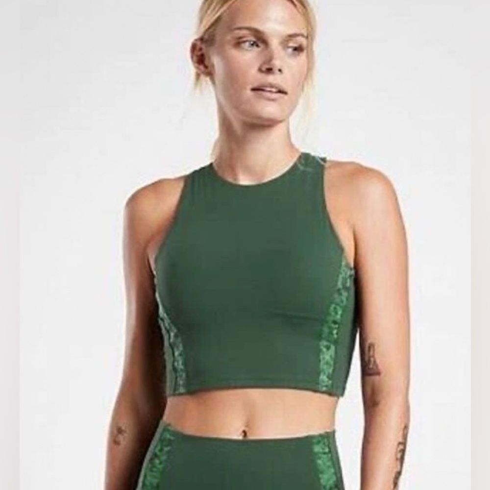 ATHLETA Conscious Crop Sports Bra Size 3X Forest Green Camo High Neck